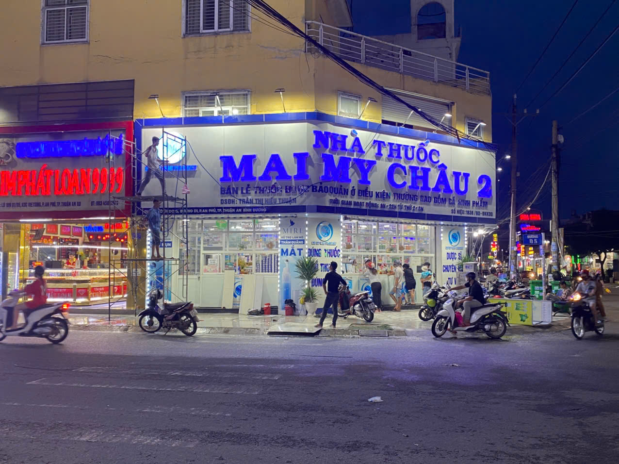 Thi công bảng hiệu 5