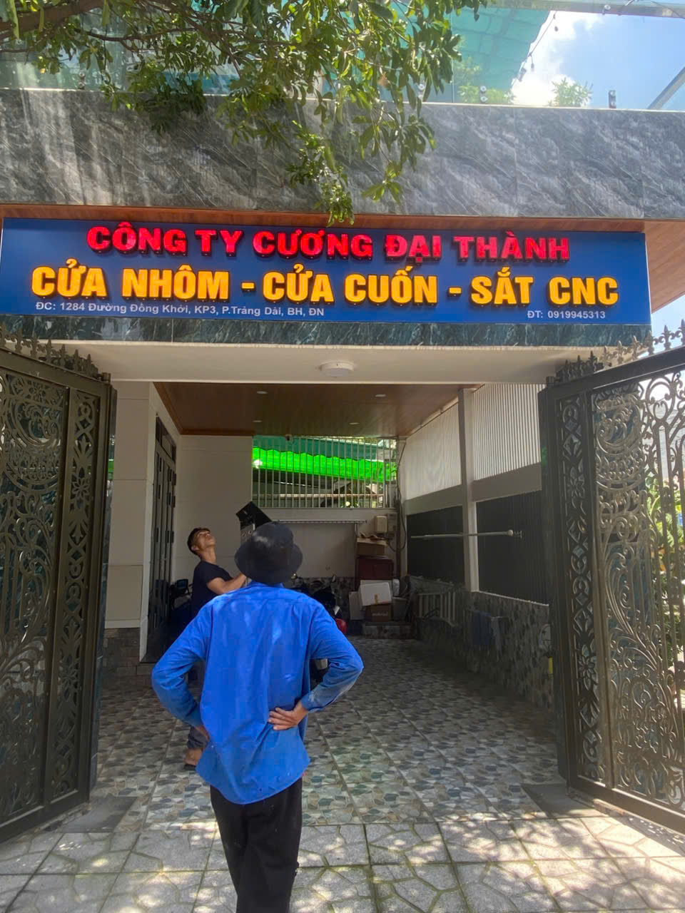 Thi công bảng hiệu 11