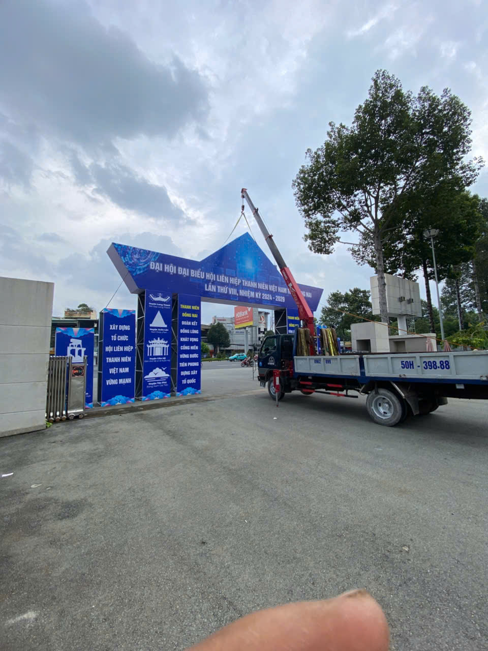 Thi công bảng hiệu 27