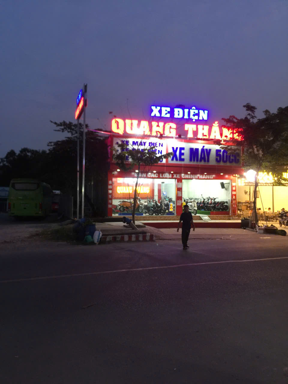 Thi công bảng hiệu 56